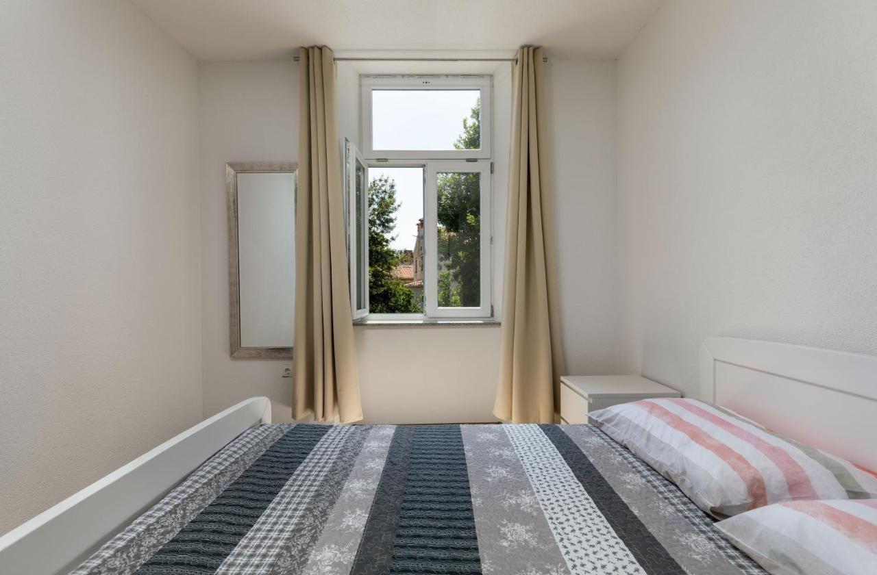 Top Central Apartments Pula Exterior photo